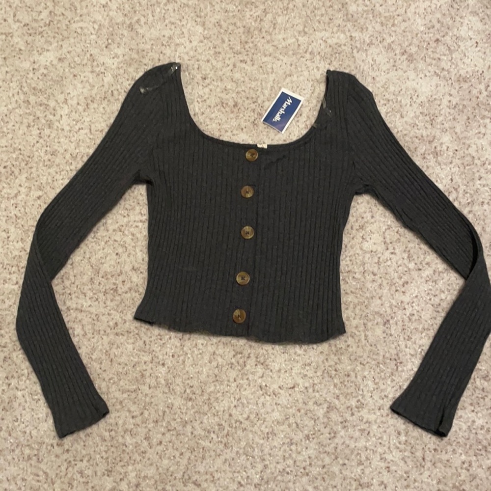 Navy long sleeve shirt
